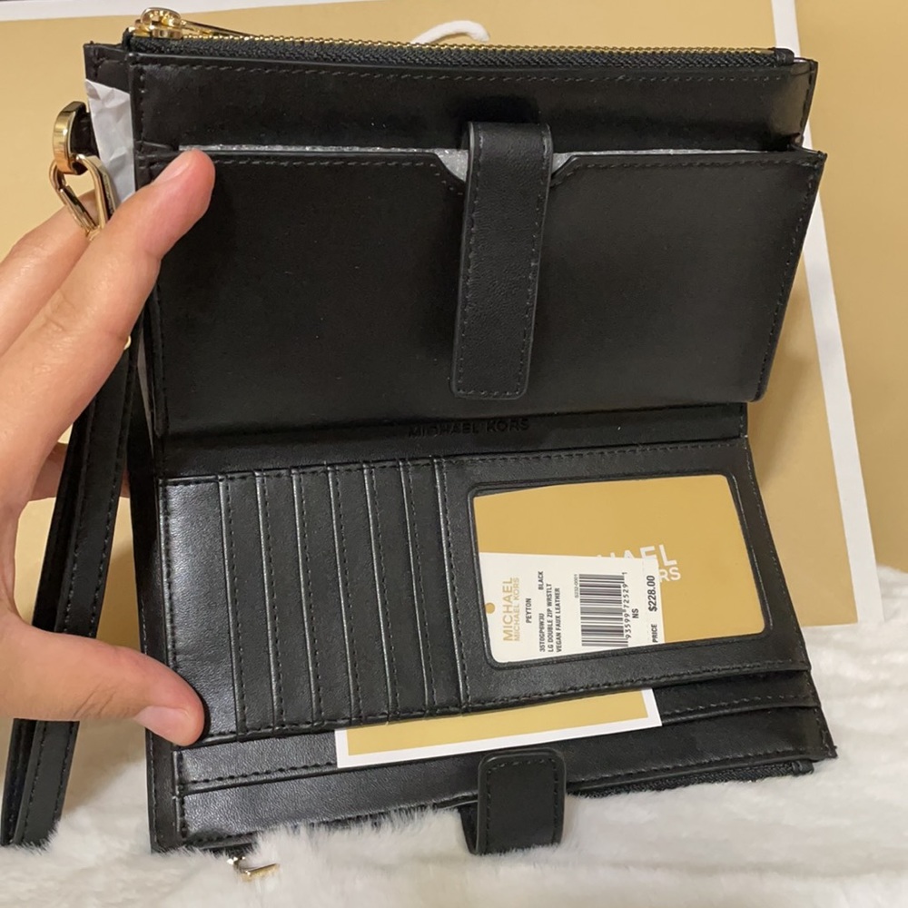 MK Peyton Lg Shoulder Tote Set-Black Faux Leather - Picture 10 of 16